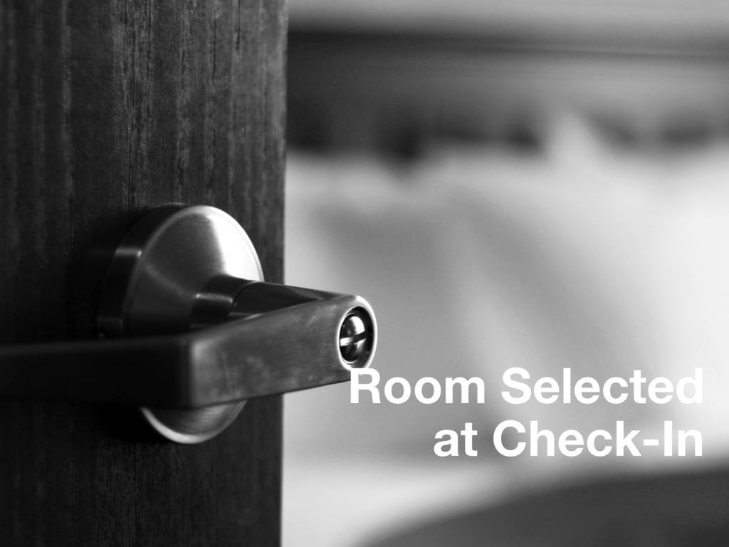Holiday Inn Express & Suites Charlotte-Concord-I-85 By Ihg Room photo