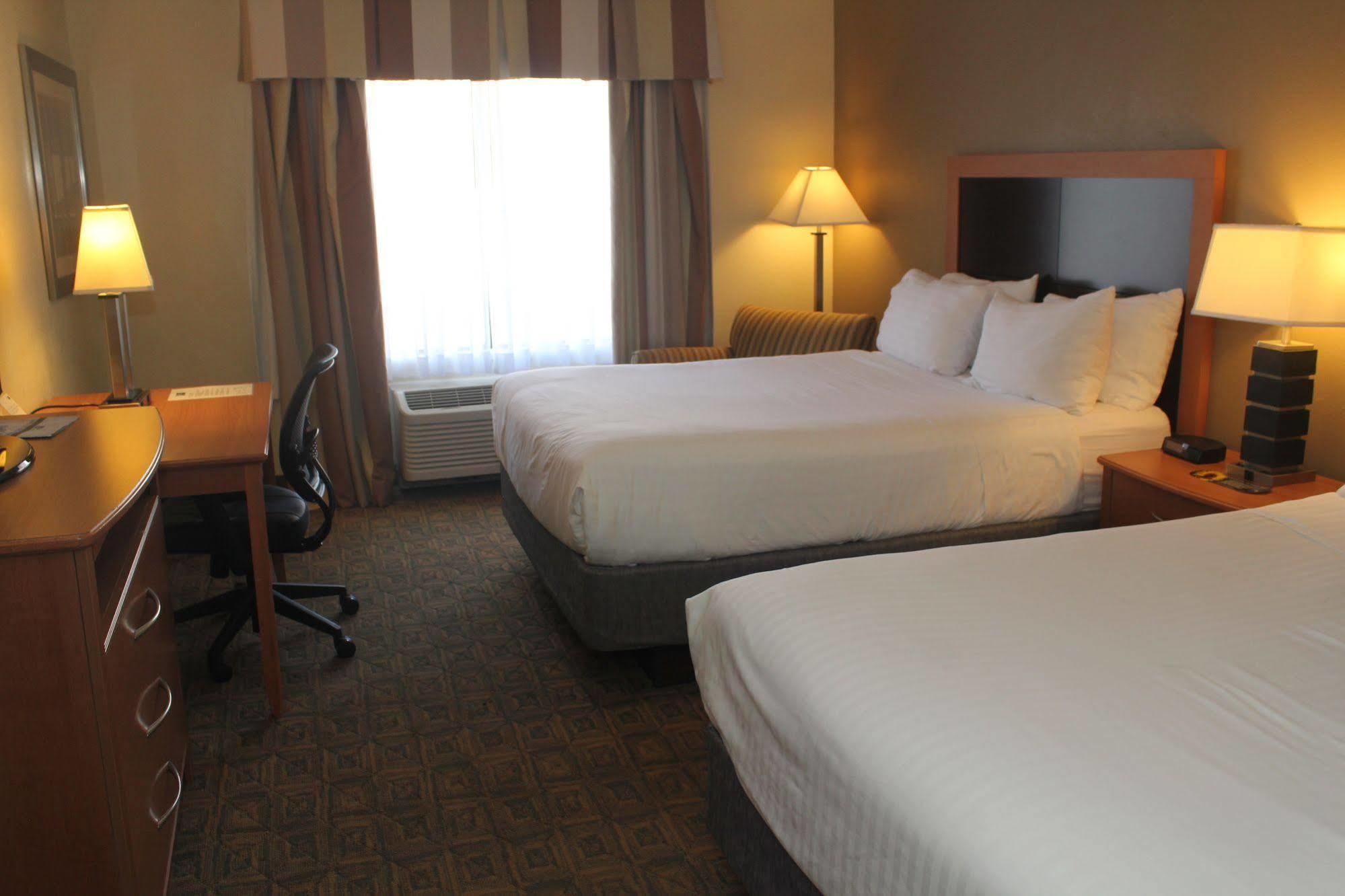 Holiday Inn Express & Suites Charlotte-Concord-I-85 By Ihg Exterior photo