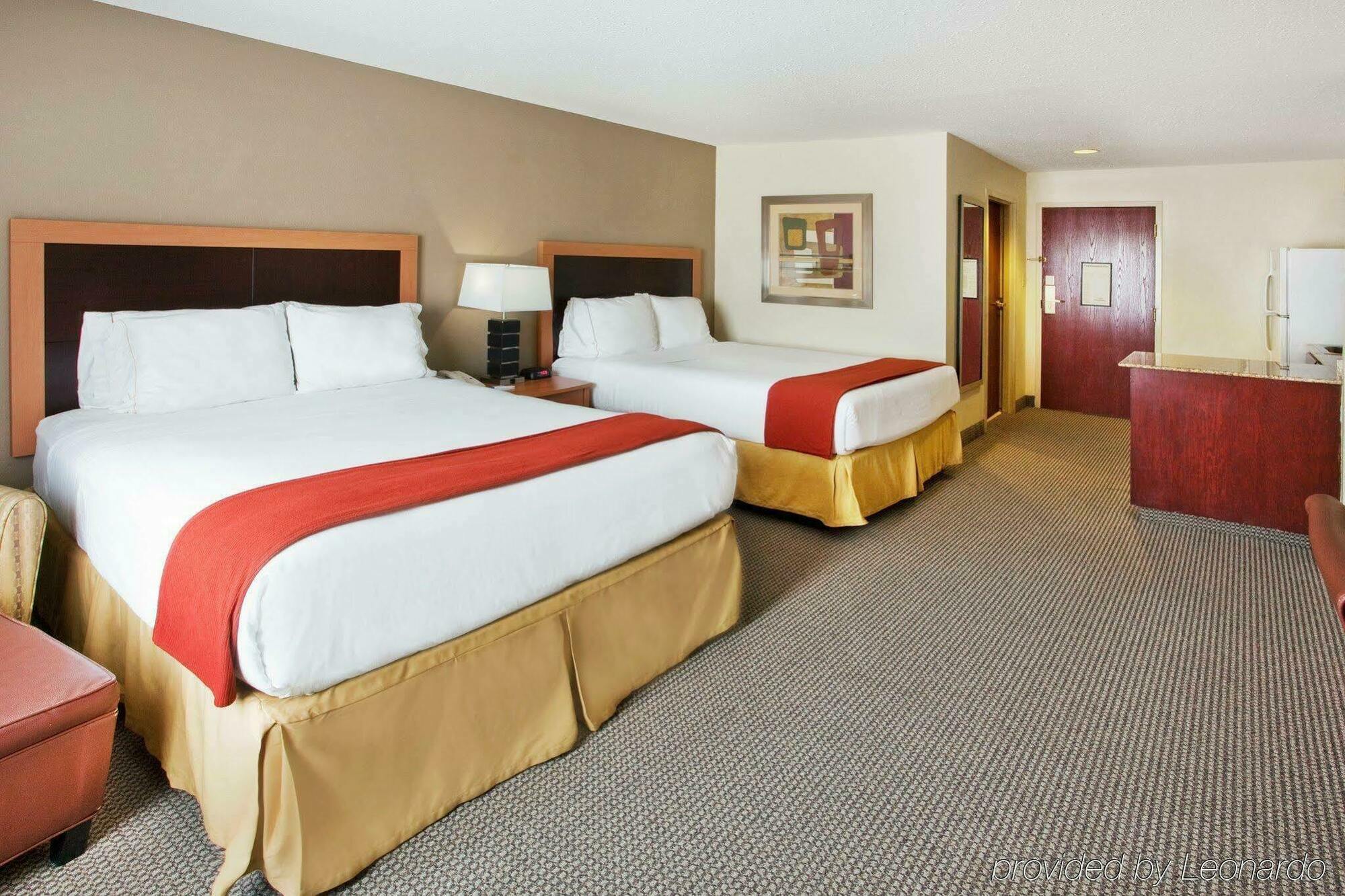 Holiday Inn Express & Suites Charlotte-Concord-I-85 By Ihg Exterior photo